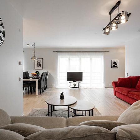 Airhome - Black&White Talin Exterior foto