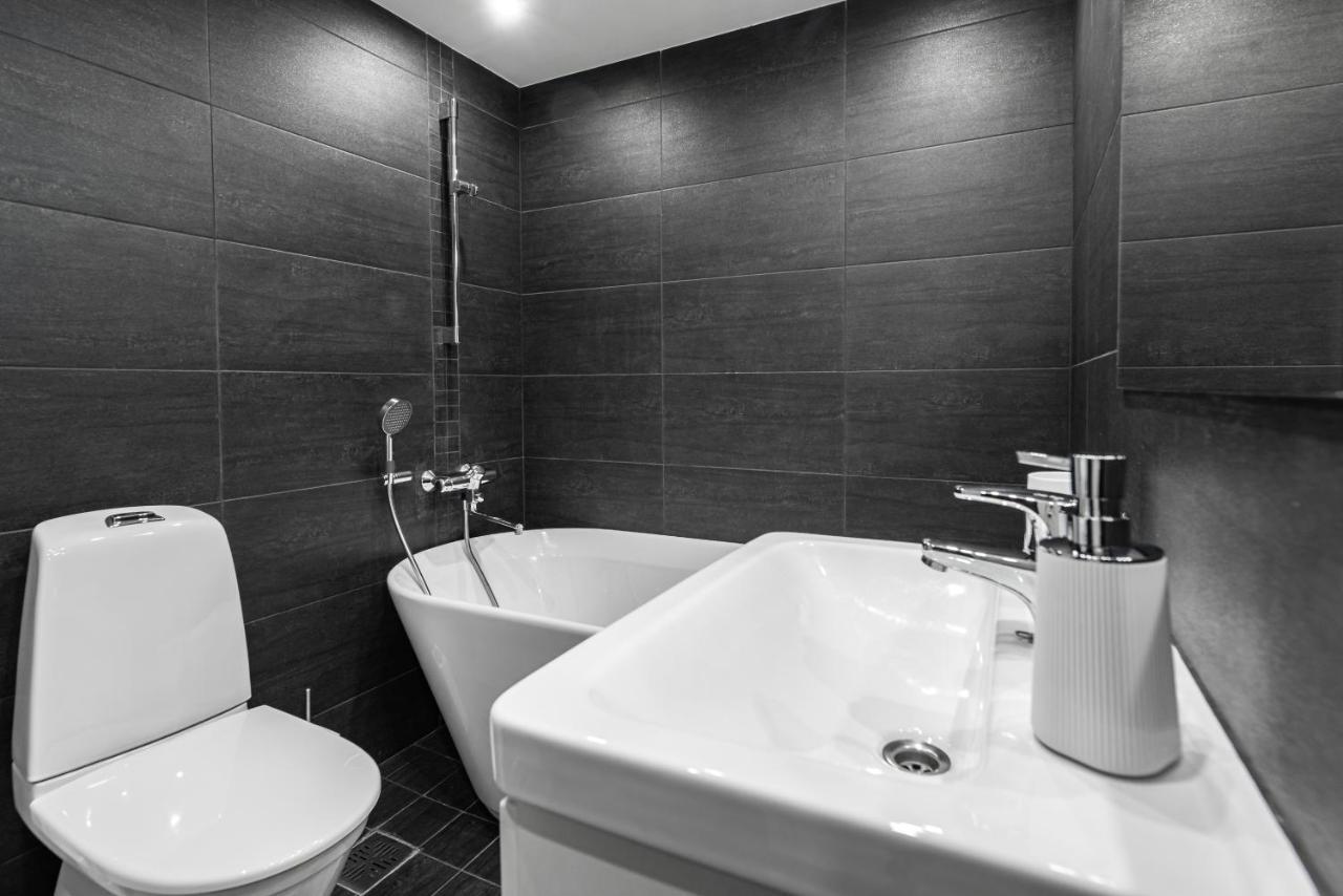 Airhome - Black&White Talin Exterior foto