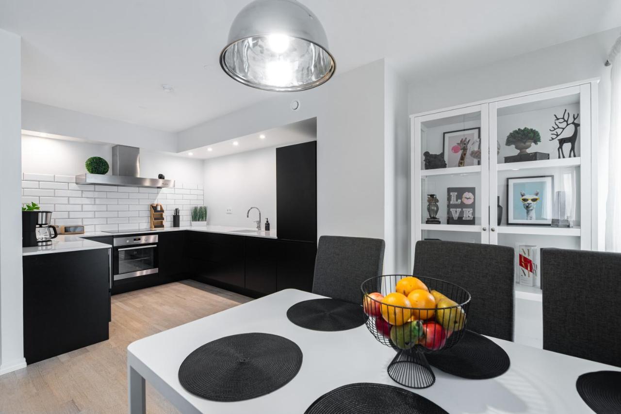 Airhome - Black&White Talin Exterior foto